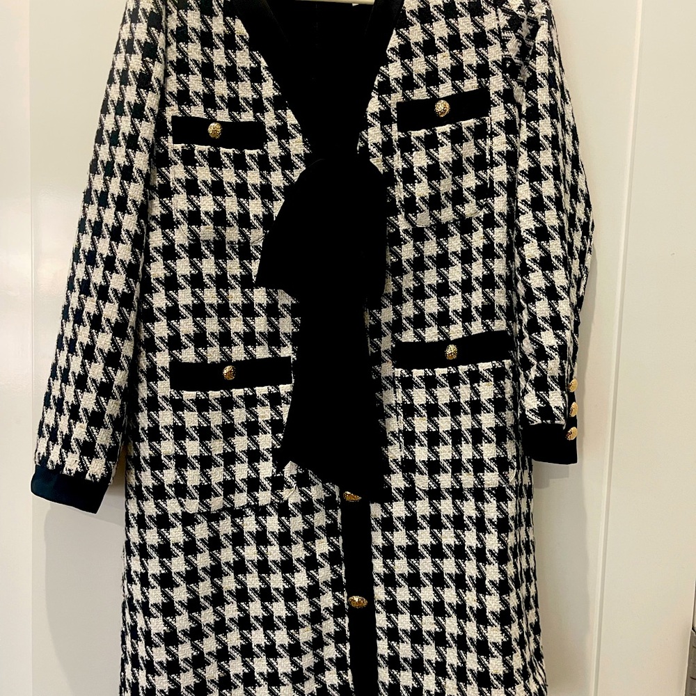 Classy women’s houndstooth Tuckernuck dress size L